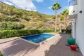 Villa de 4 dormitorios 407 m² Benahavis, España