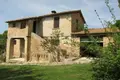 House 21 room 520 m² Terni, Italy