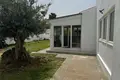 Villa de tres dormitorios 170 m² Estepona, España