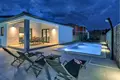 Villa de tres dormitorios 145 m² Grad Pula, Croacia