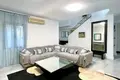 Casa 3 habitaciones 235 m² Koinoteta Agiou Tychona, Chipre