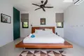 Villa 2 Schlafzimmer 210 m² Phuket, Thailand