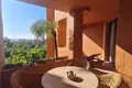 Wohnung 2 Schlafzimmer 156 m² Estepona, Spanien