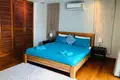 3-Schlafzimmer-Villa 300 m² Phuket, Thailand