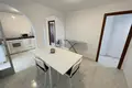 Mieszkanie 3 pokoi 121 m² Torrevieja, Hiszpania