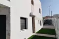 Villa de tres dormitorios 175 m² Torrevieja, España