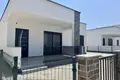 2 bedroom house 86 m² Donji Stoj Shtoji i Poshtem, Montenegro