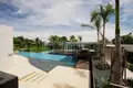 Wohnung 2 Schlafzimmer 219 m² Karon, Thailand