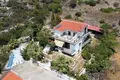 6 bedroom villa  Loutraki, Greece