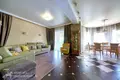 Casa 554 m² Siomkava, Bielorrusia