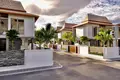 Villa de tres dormitorios 182 m² Thalang, Tailandia