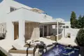 Villa de tres dormitorios 230 m² Hondón de las Nieves, España