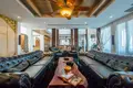 Villa 8 bedrooms 750 m² Pa Tong, Thailand