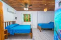 4 bedroom house  Veintisiete de Abril, Costa Rica