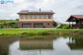 Casa 305 m² Pilikonys, Lituania