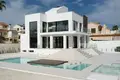 Haus 6 zimmer 407 m² Torrevieja, Spanien