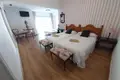 6-Schlafzimmer-Villa 380 m² l Alfas del Pi, Spanien