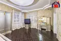 Casa 448 m² Minsk, Bielorrusia