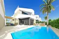 Villa de tres dormitorios 158 m² Torrevieja, Španjolska