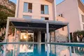 4 bedroom Villa 230 m² Radenovici, Montenegro