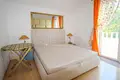 8 room house 350 m² Slatine, Croatia