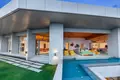 5-Schlafzimmer-Villa 1 000 m² Phuket, Thailand