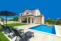 Villa de tres dormitorios 150 m² Porec, Croacia