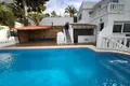 5 bedroom villa 216 m² la Nucia, Spain