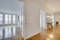 3 bedroom apartment 194 m² Paris, France