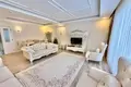 Квартира 5 комнат 280 м² Мезитли, Турция