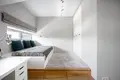 Mieszkanie 4 pokoi 108 m² w Warszawa, Polska
