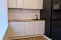 Gewerbefläche 1 zimmer 31 m² in Warschau, Polen