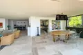 villa de 5 chambres 250 m² en France, France