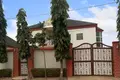Dom 4 pokoi 500 m² Brufut, Gambia