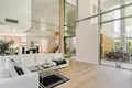 Квартира 277 м² Варшава, Польша