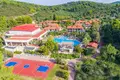 Hotel 900 m² en Municipality of Sithonia, Grecia