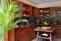 6-Schlafzimmer-Villa 789 m² Kerobokan Kelod, Indonesien