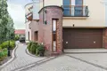 7 bedroom house 1 500 m² Poznan, Poland