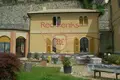 6-Zimmer-Villa 400 m² Terni, Italien