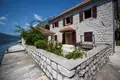 Villa de tres dormitorios 186 m² Donji Orahovac, Montenegro