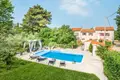 4 bedroom Villa 175 m² Grad Pula, Croatia