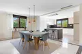 Villa de tres dormitorios 170 m² Estepona, Španjolska