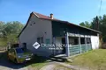 Cottage 300 m² Csemo, Hungary