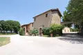 House 22 bedrooms 2 500 m² Perugia, Italy