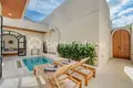 2 bedroom Villa  Kerobokan, Indonesia