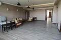 Kvartira 3 xonalar 125 m² Toshkentda