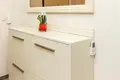Wohnung 2 Schlafzimmer 84 m² Becici, Montenegro