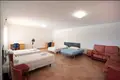 4-Schlafzimmer-Villa 300 m² Calp, Spanien