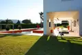 Villa de 4 dormitorios 620 m² Denia, España