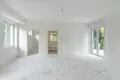 House 321 m² Lodz, Poland